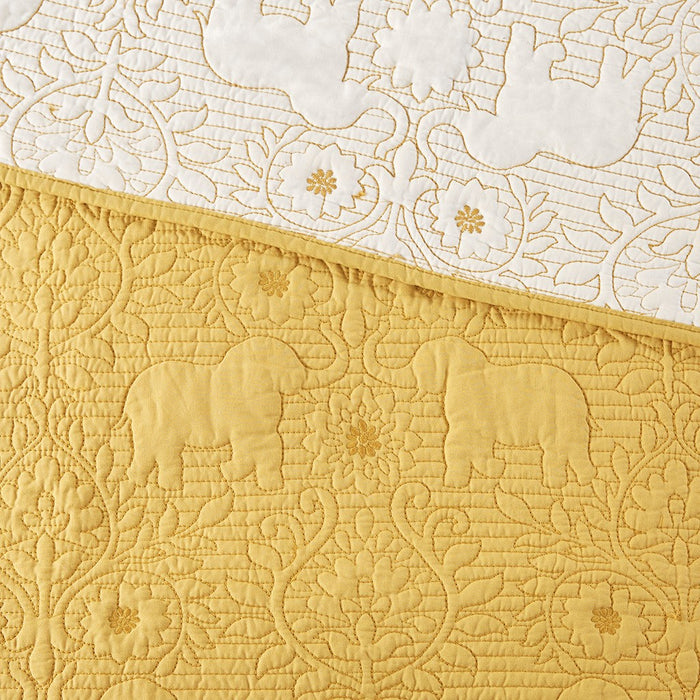 Reversible-Floral-Yellow-Elephant-Boho-Quilt-Set-White-Stone-Decor-3